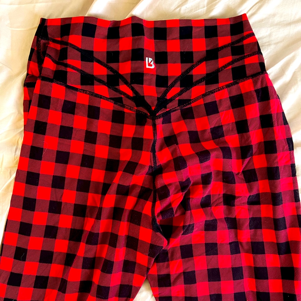 BUFFBUNNY Red Buffalo Check XL WORN ONCE